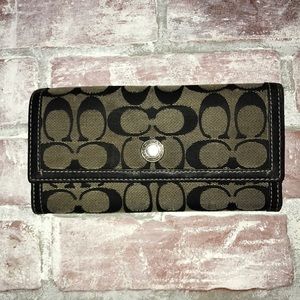 Coach wallet